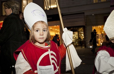 Bei der Aktion der Katholischen Jungschar können Kinder jedes Jahr selbst in die Rolle des Nikolaus schlüpfen.